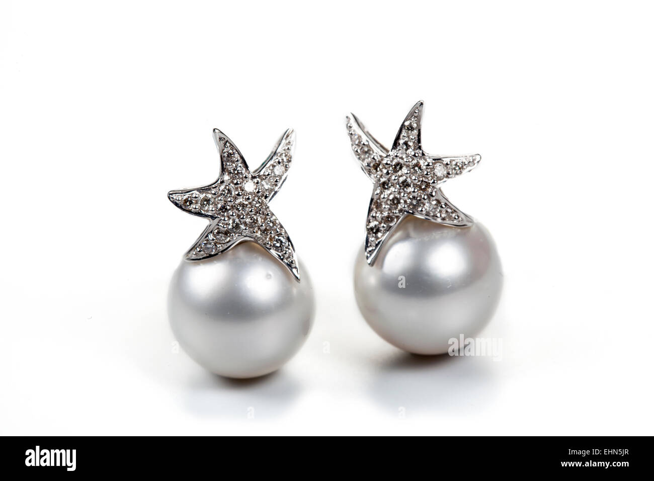 South Sea Pearl e diamond starfish orecchio prigionieri. Foto Stock