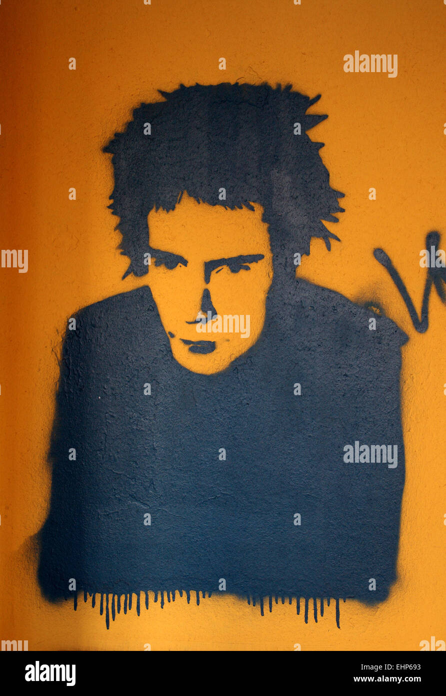 Un ritratto di graffiti del cantante britannico John Lydon, noto anche come Johnny Rotten, dalla fascia, i Sex Pistols. Foto Stock