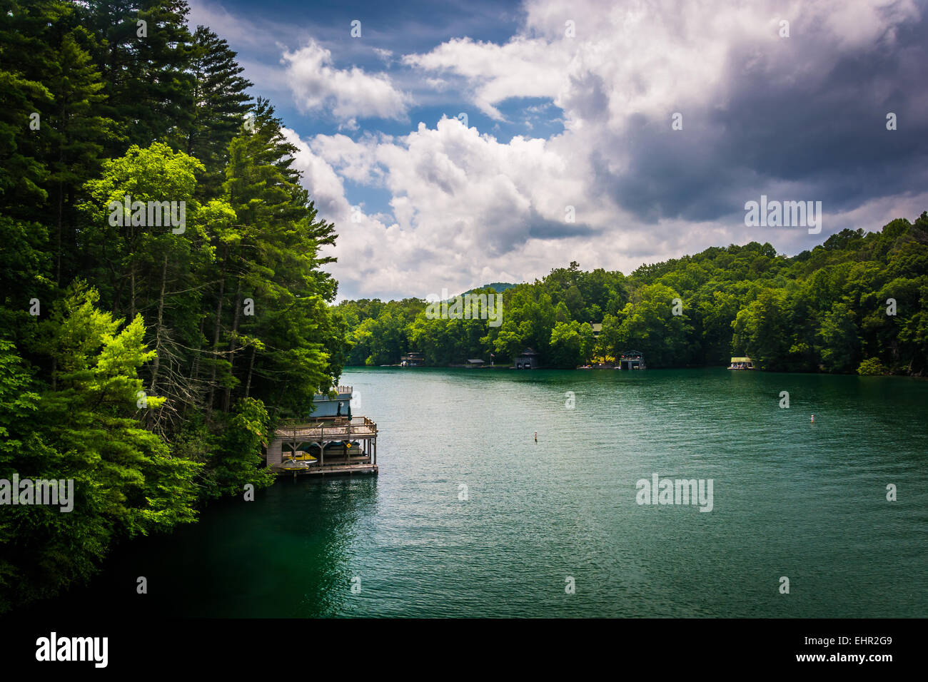 Vista sul lago di Burton, nel nord della Georgia. Foto Stock