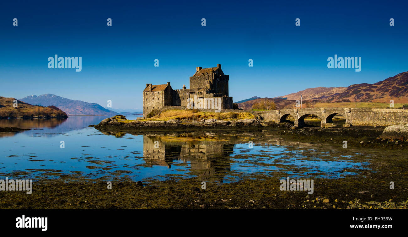 Eilean Donan Castle sul Loch Duich, Scozia Foto Stock