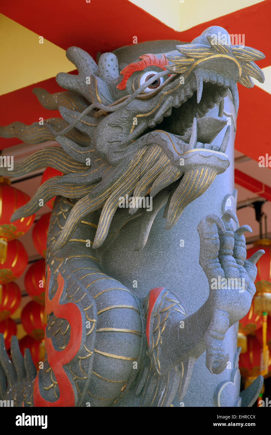 Semiscafi dragon statua al Hean Boo Tempio Thean da masticare Jetty, George Town, Penang Malaysia Foto Stock