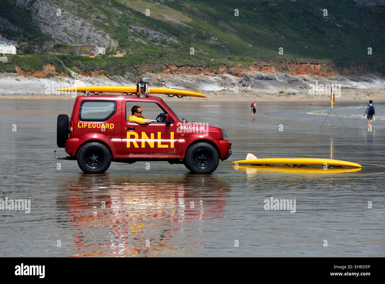 RNLI bagnino di veicolo sulla spiaggia Foto Stock
