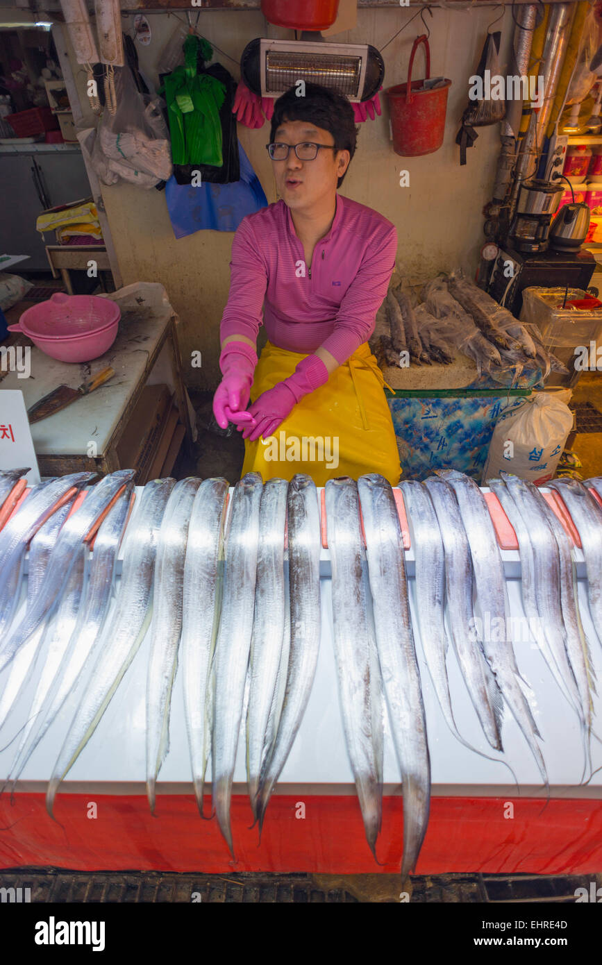 Asia, Repubblica di Corea, Corea del Sud, Incheon mercato del pesce Foto Stock