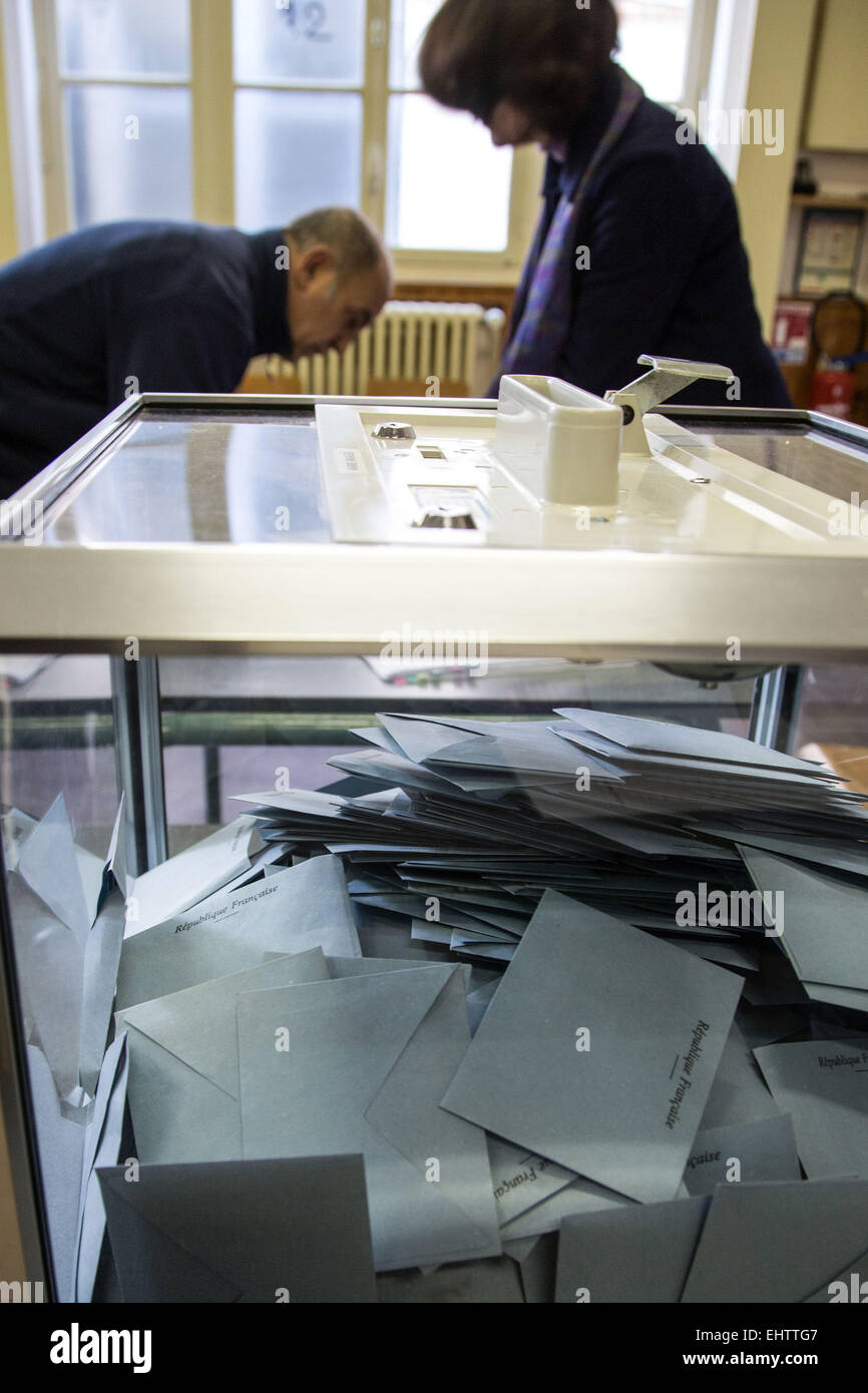 Il VOTO IN FRANCIA - Elezioni comunali Foto Stock