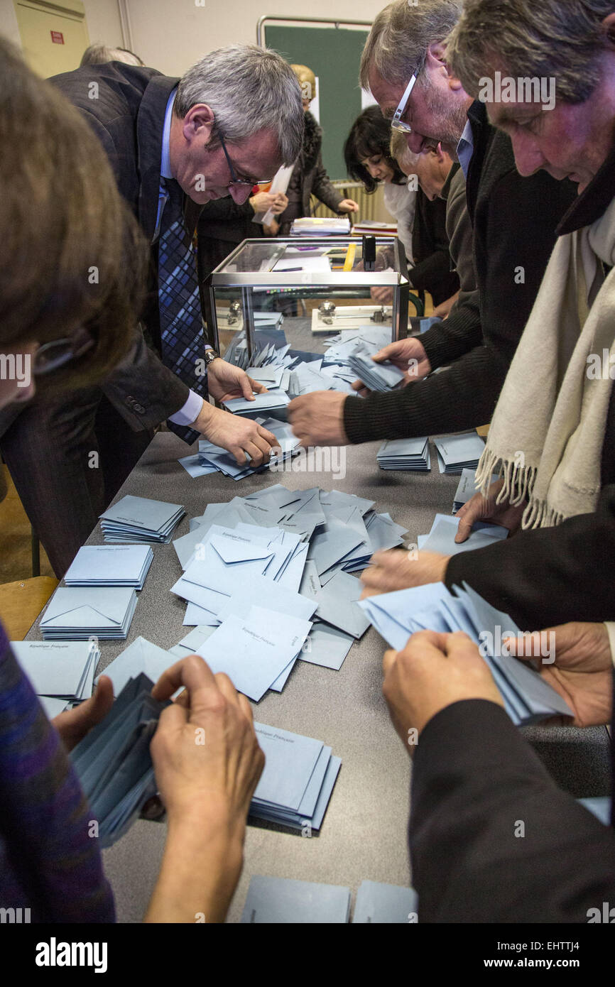 Il VOTO IN FRANCIA - Elezioni comunali Foto Stock