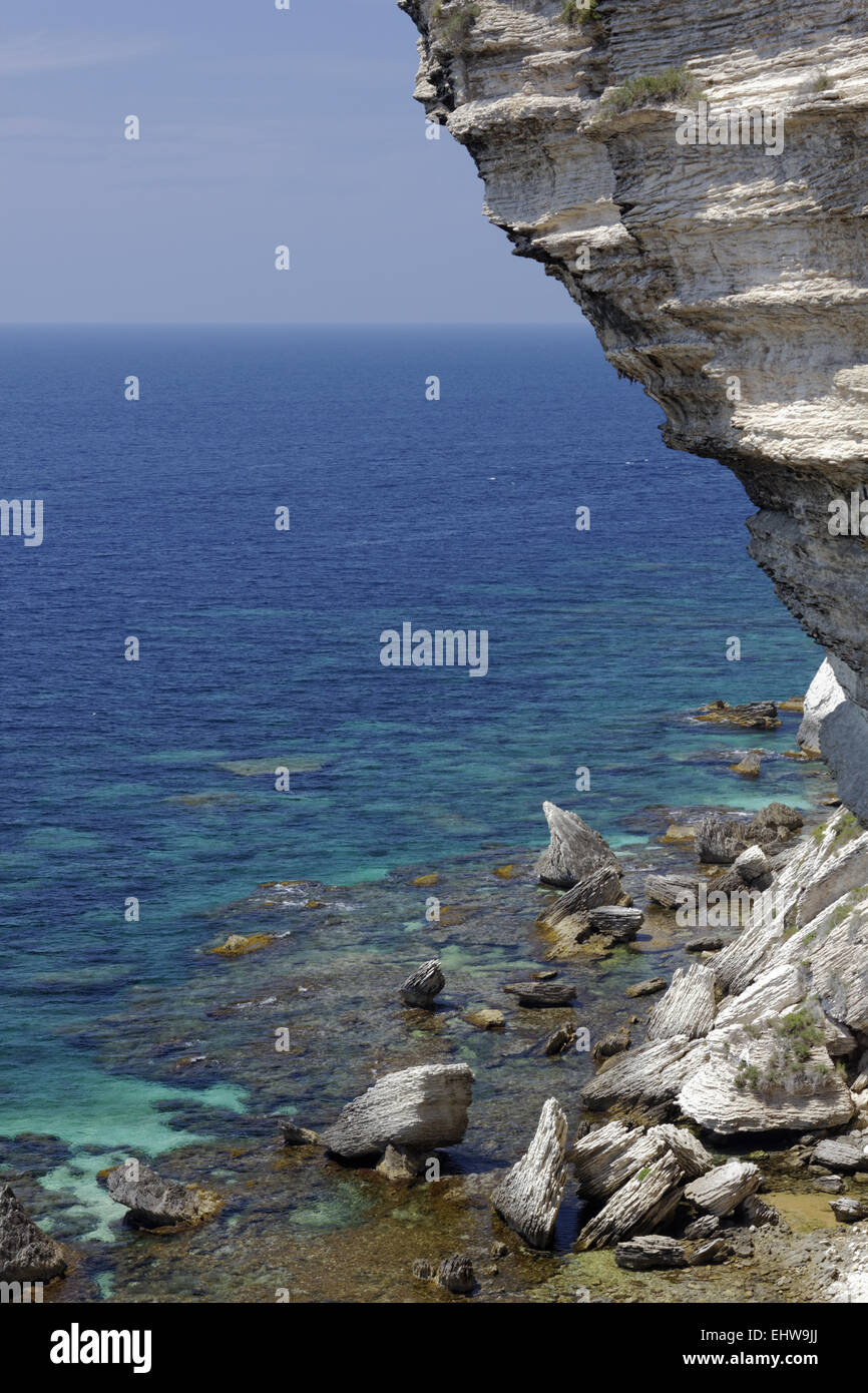 Dirupi calcarei in Bonifacio, Corsica, Francia Foto Stock