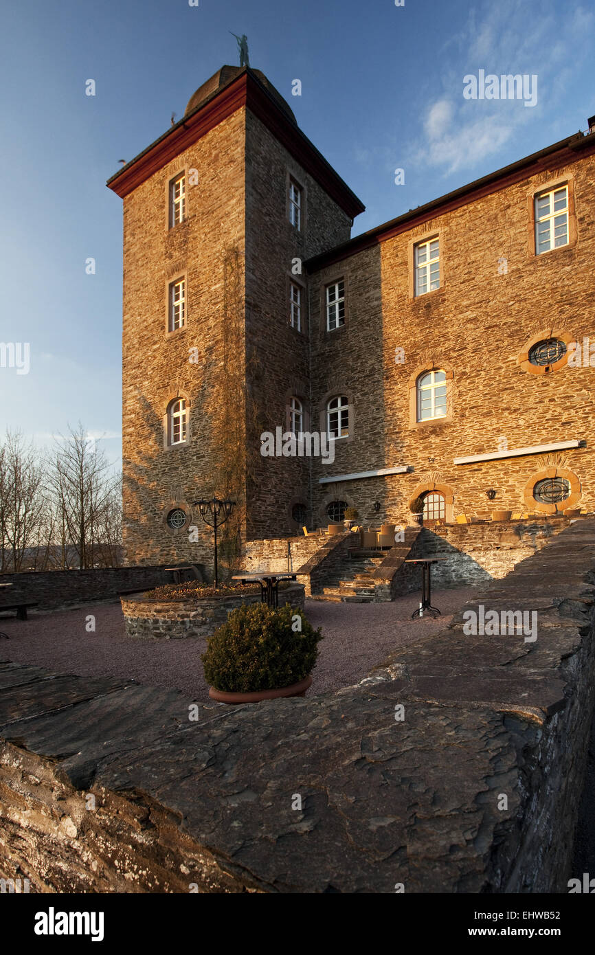 Il castello Schnellenberg in Attendorn. Foto Stock