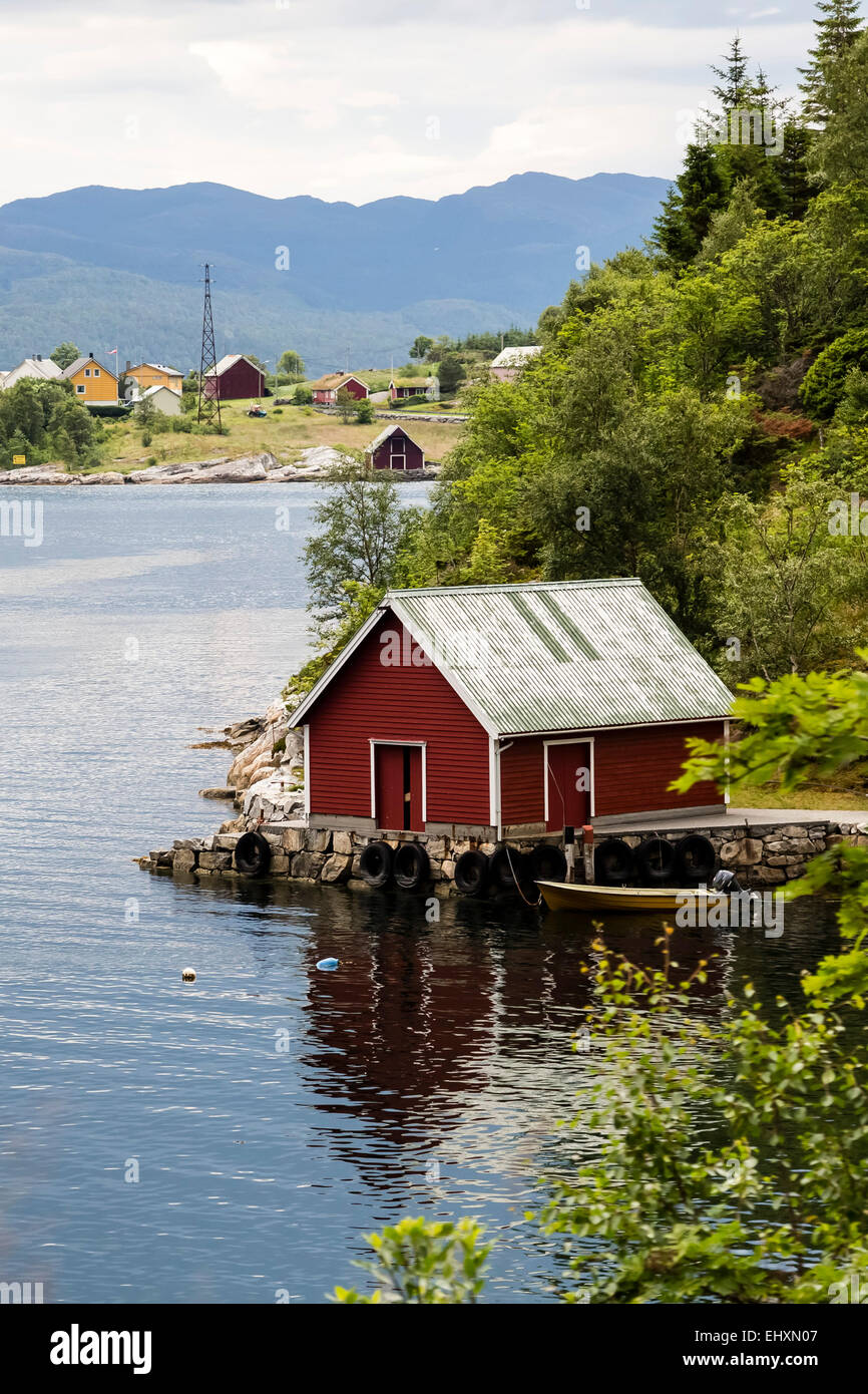 Norvegia, Bergen, Red House di acqua Foto Stock