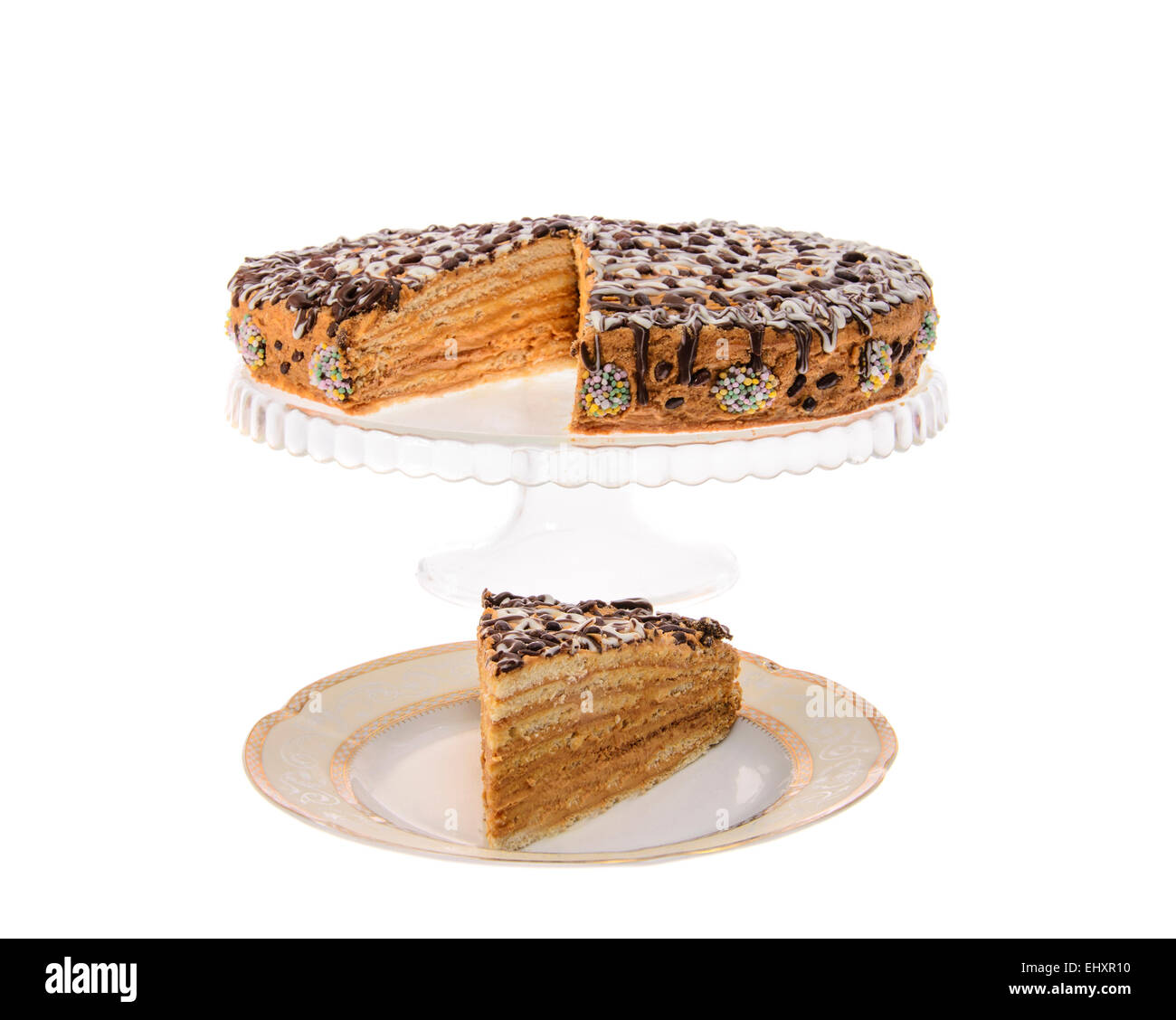 Dolce fetta di torta di miele. Isolato Foto Stock