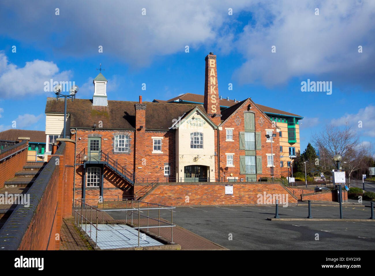 Produttori di birra Wharf, un Bankss Public House, il Waterfront, Brierley Hill, West Midlands, England, Regno Unito Foto Stock