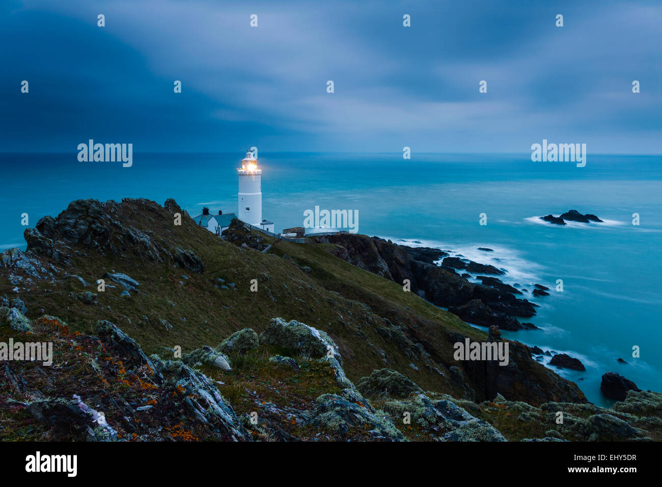 Alba al punto iniziale in South Devon, Regno Unito. Foto Stock