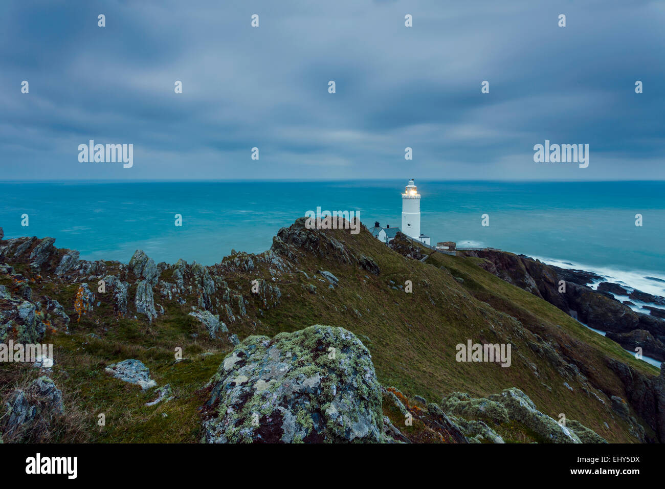 Alba al punto iniziale in South Devon, Regno Unito. Foto Stock