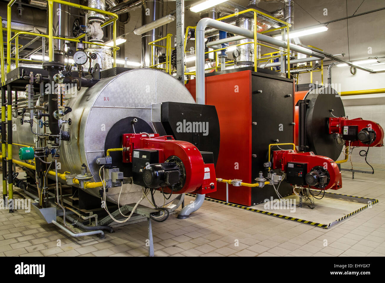 Caldaie a gas nella caldaia a gas a camera Foto Stock