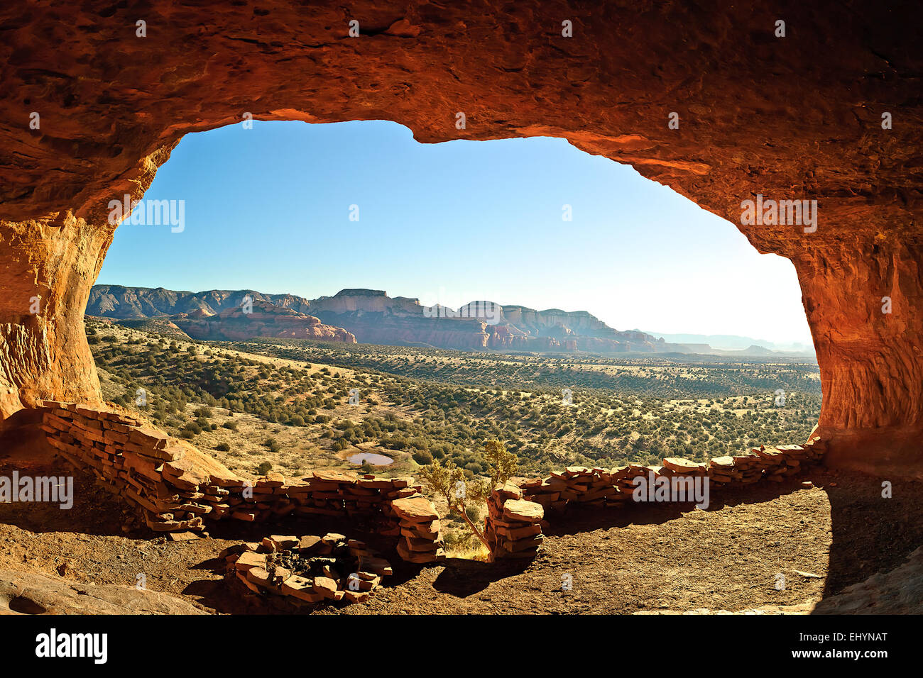 Vista di Loy Butte e Bear Mountain da ladri Roost, Arizona, Stati Uniti d'America Foto Stock