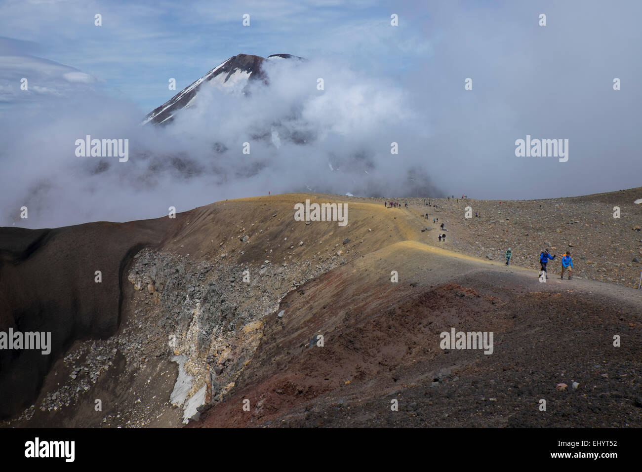 Gli escursionisti Monte Tongariro, Tongariro Crossing del Parco Nazionale di Tongariro Monte Tongariro,l'isola nord della Nuova Zelanda Foto Stock