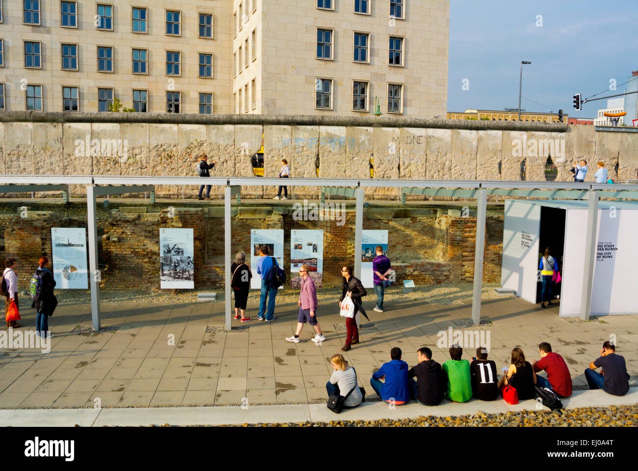 Topografia del Terrore mostra, NIederkirchnerstrasse, Friedrichstadt, quartiere Mitte, il centro di Berlino, Germania Foto Stock