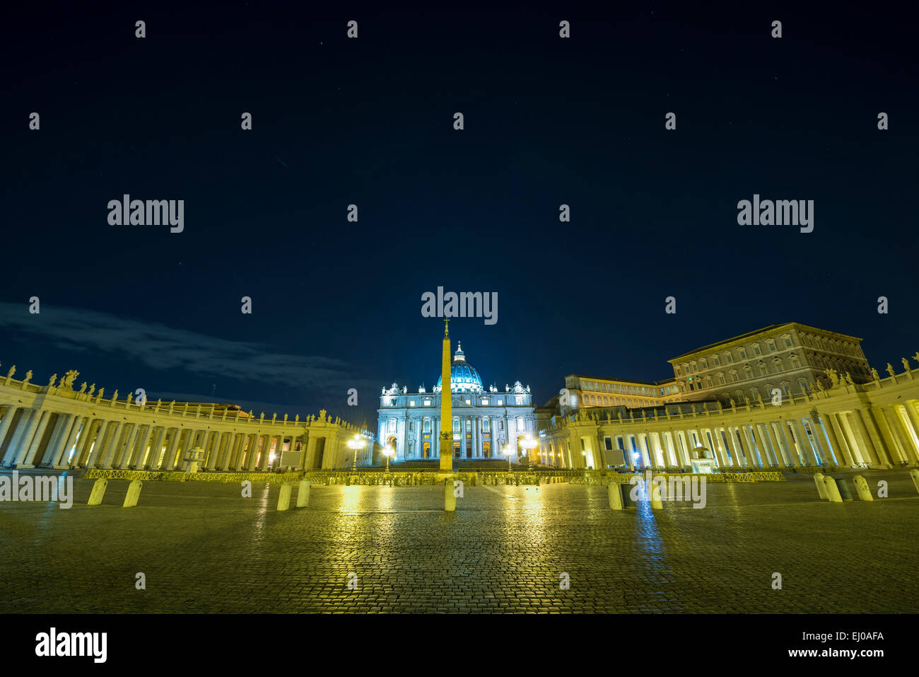 Città del Vaticano in notturna a Roma, Italia. Foto Stock