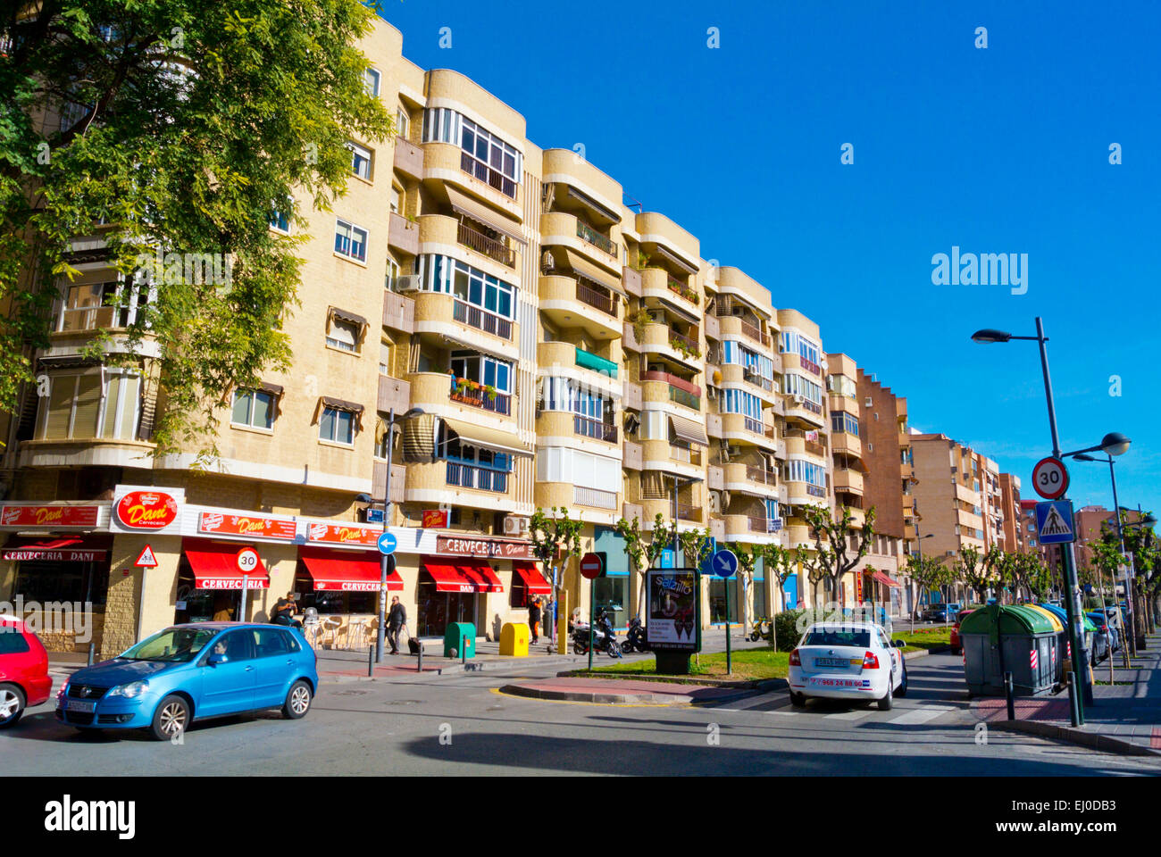 Calle Industria, Barrrio del Carmen district, Murcia, Spagna Foto Stock