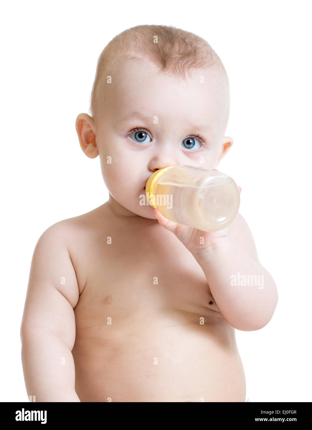 Adorable baby bere latte dalla bottiglia Foto Stock