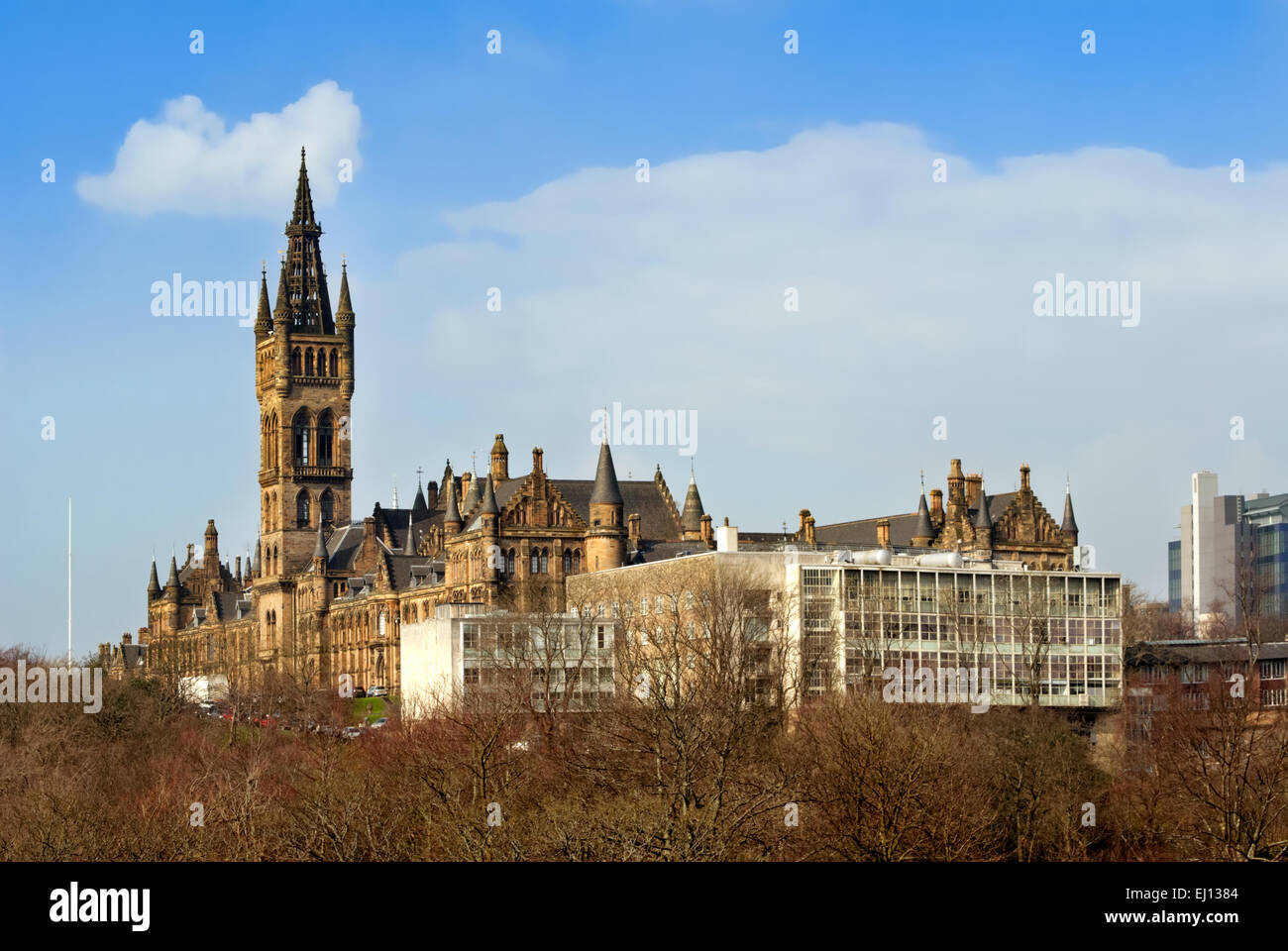 Università di Glasgow con la moderna scuola di ingegneria costruzione Foto Stock