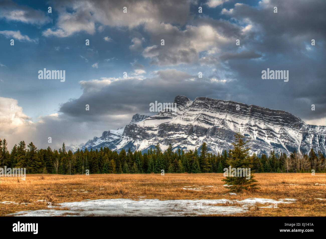 Paesaggio di montagna, il Parco Nazionale di Banff Alberta Canada Foto Stock