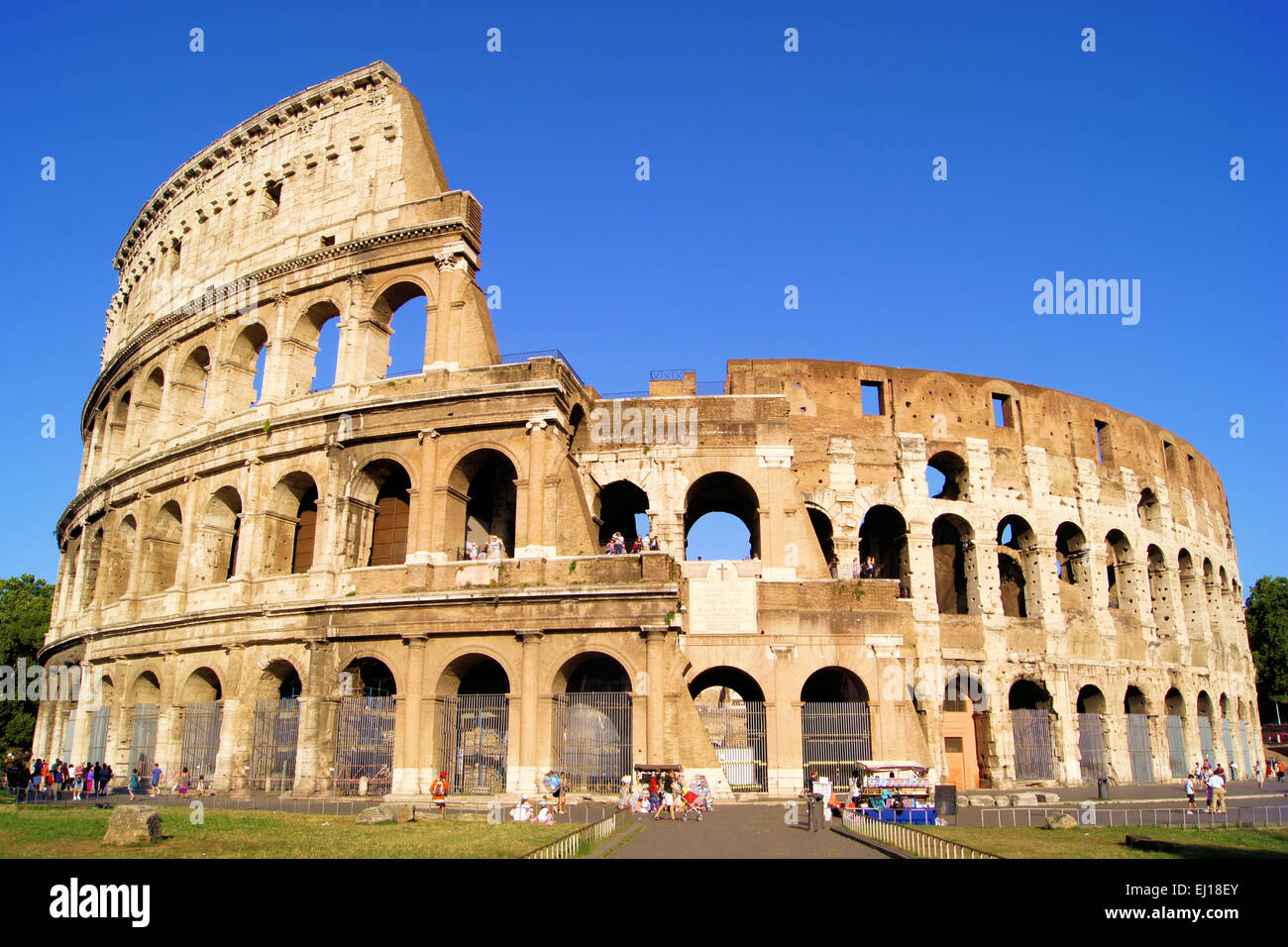 Il famoso simbolo di Roma, il Colosseo, Italia Foto Stock