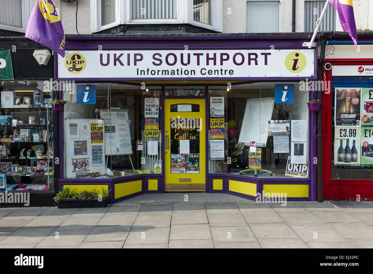 Southport UKIP information center shop Foto Stock