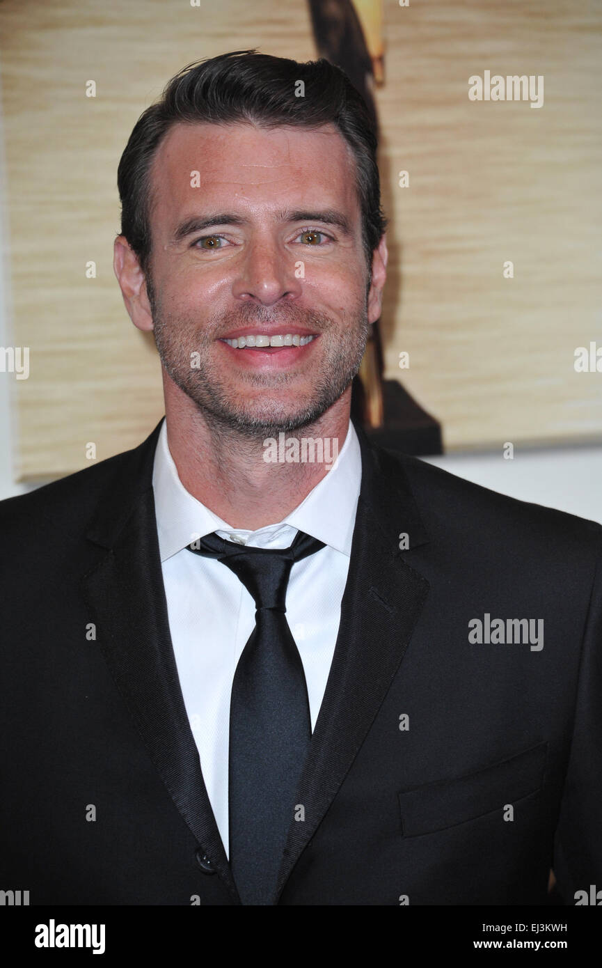 LOS ANGELES, CA - Febbraio 14, 2015: Scott Foley al 2015 Writers Guild Awards al Hyatt Regency Century Plaza Hotel. Foto Stock