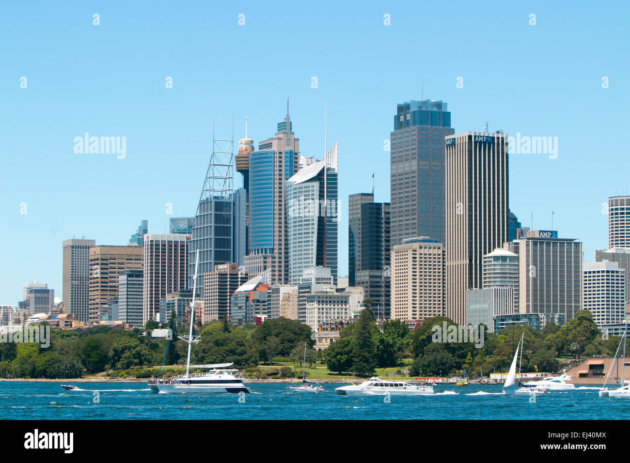 Sydney central business district cityscape visto dal porto di Sydney Australia Foto Stock