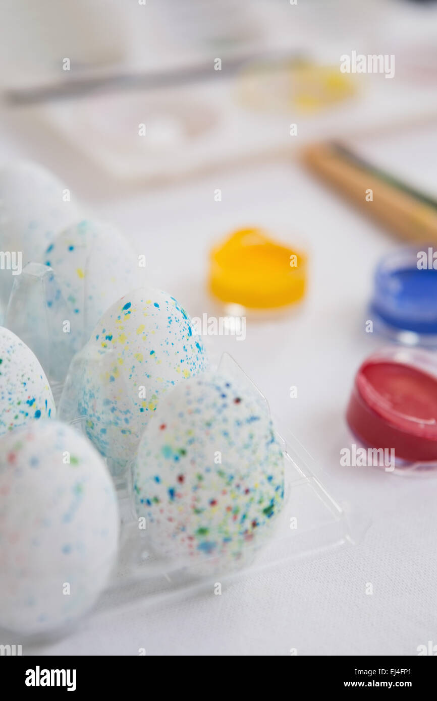Uova dipinte per la domenica di Pasqua Foto Stock