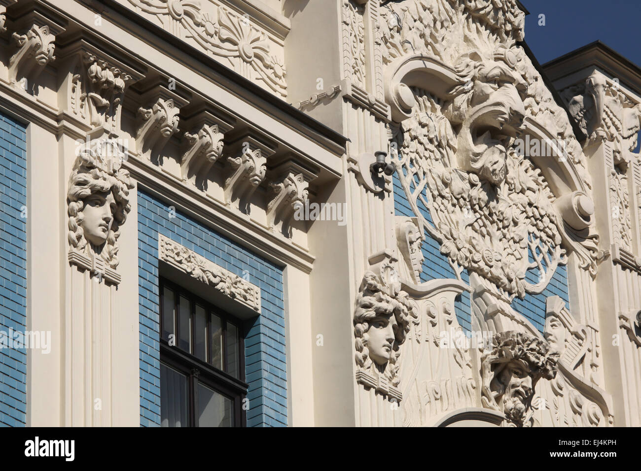 Art Nouveau appartamento edificio (1903) Progettato da architetto russo Mikhail Eisenstein in Alberta Street in Riga, Lettonia. Foto Stock