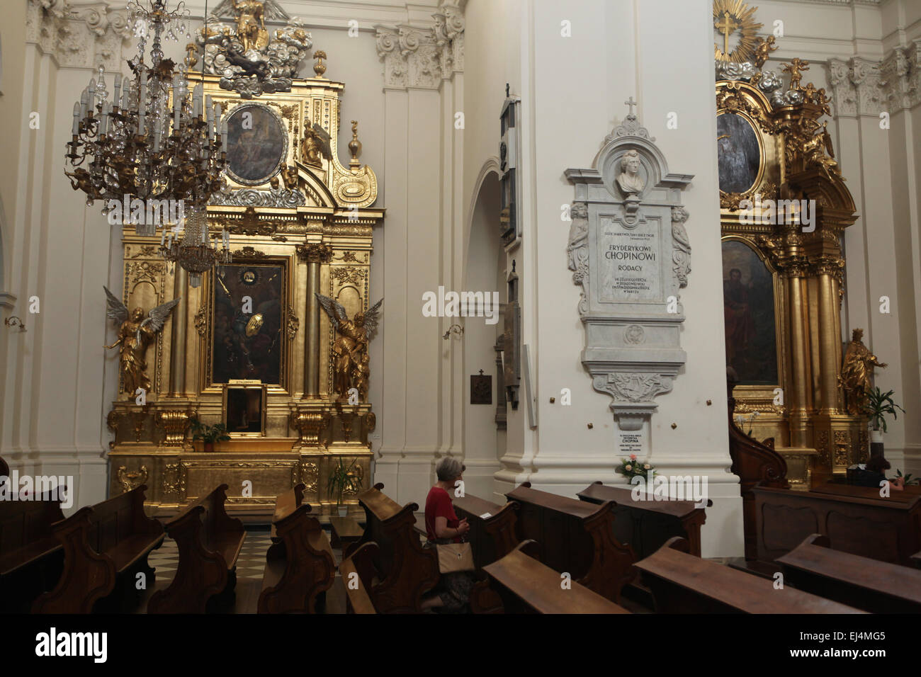 Pilastro contenente il cuore del compositore polacco Frédéric Chopin nella chiesa di Santa Croce a Varsavia in Polonia. Foto Stock