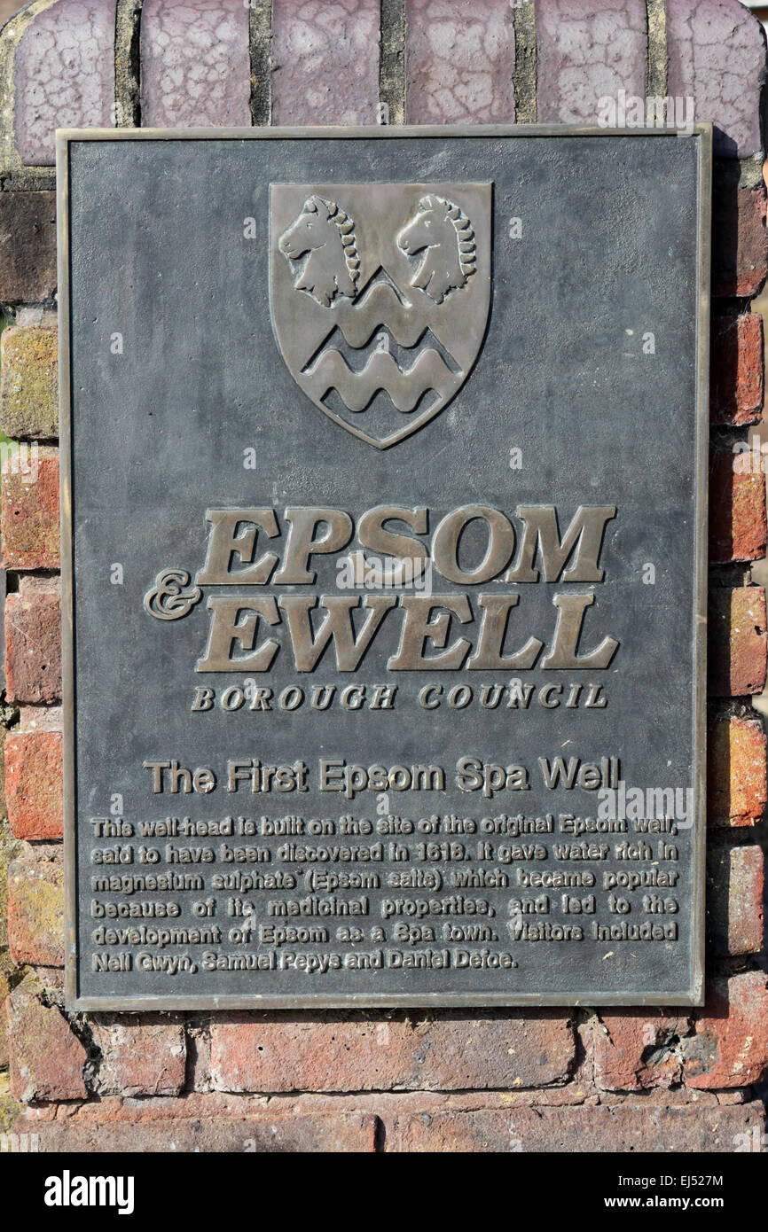 La fonte di sali di Epsom al primo Epsom Spa Bene, bene modo, Epsom Surrey, Inghilterra, Regno Unito. Foto Stock