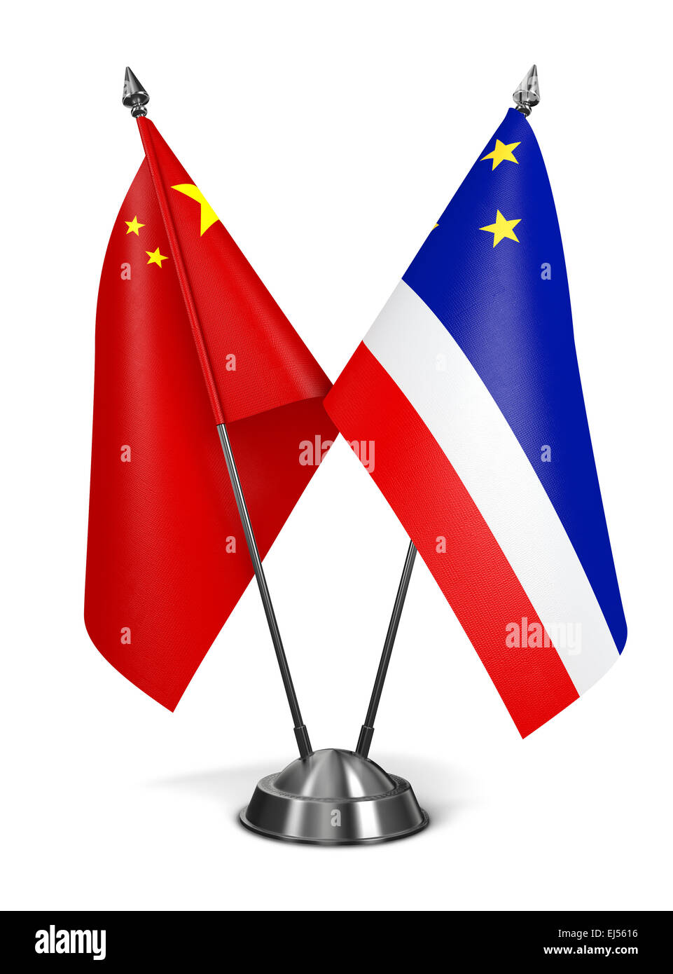 Cina e Gagauzia - Bandiere in miniatura. Foto Stock