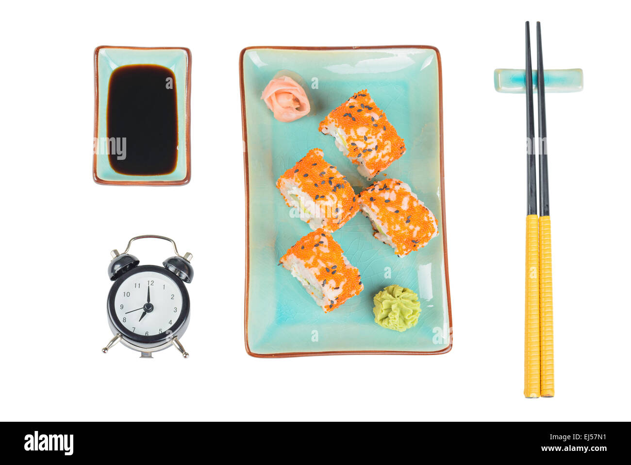 Rotoli di sushi. Vista dall'alto. Il tempo di mangiare concetto. Foto Stock