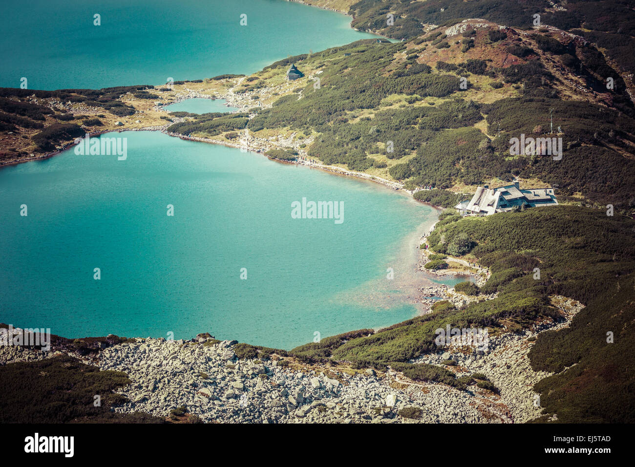 Lago di montagna in 5 laghi della valle di Tatra, Polonia. Foto Stock