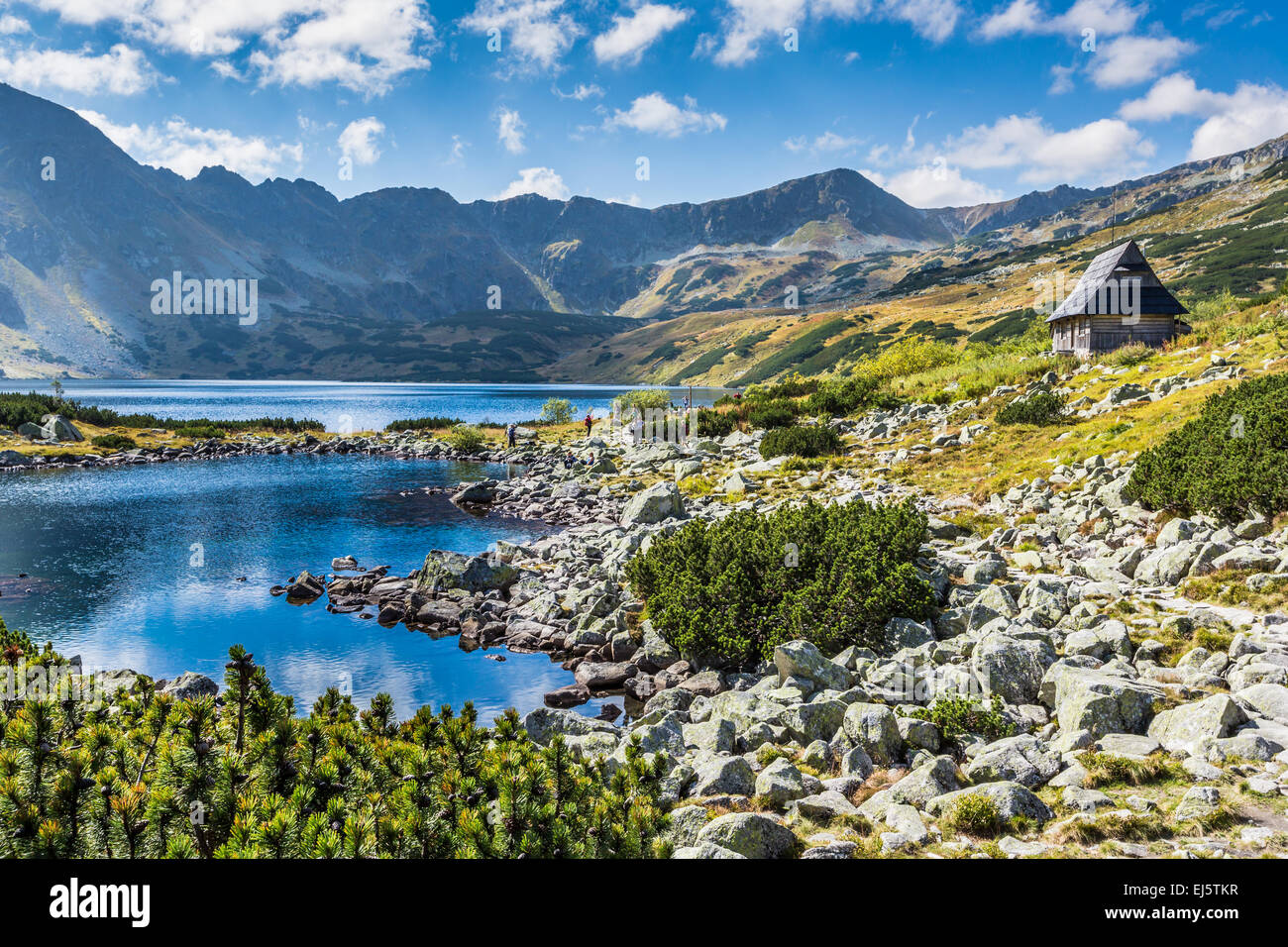 Lago di montagna in 5 laghi della valle di Tatra, Polonia. Foto Stock