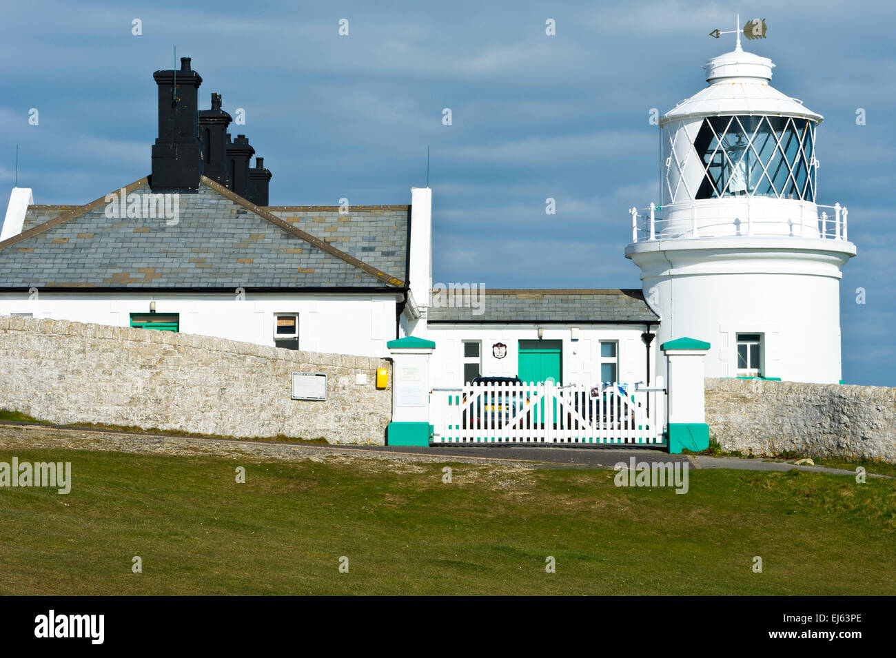 Incudine Point Lighthouse vicino a testa Durlston ,Dorset Foto Stock
