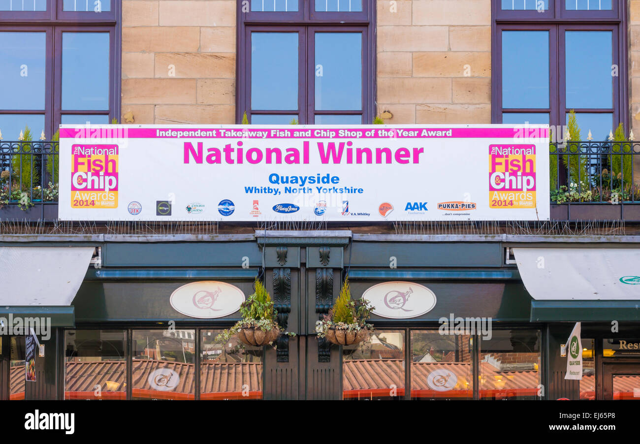 Il Quayside Café pesce e patatine a Whitby, nazionale da asporto vincitore del Premio 2014 Foto Stock