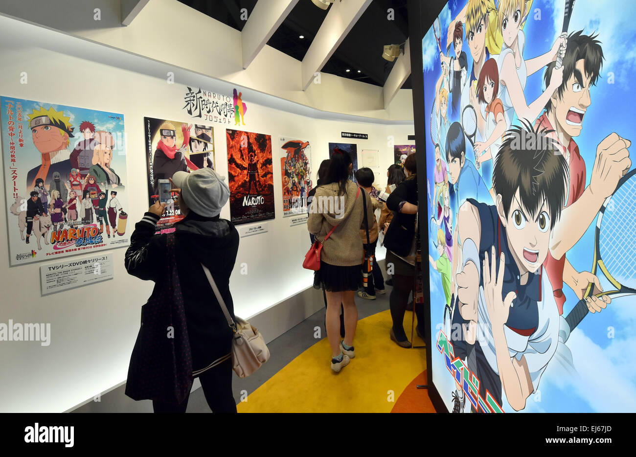 Tokyo, Giappone. Xxi Mar, 2015. Una grande folla di piacere asilo a sua volta Anime Giappone 2015, una mostra di tutto ciò che riguarda l'animazione in Tokyo, sabato 21 marzo 2015. AnimeJapan, che ha avuto inizio lo scorso anno sotto lo slogan ufficiale qui è tutto di anime, è stato previsto per attirare più di centomila visitatori durante i due giorni di esecuzione. © Natsuki Sakai/AFLO/Alamy Live News Foto Stock