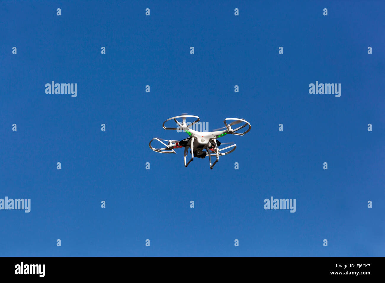 Drone sul cielo Foto Stock