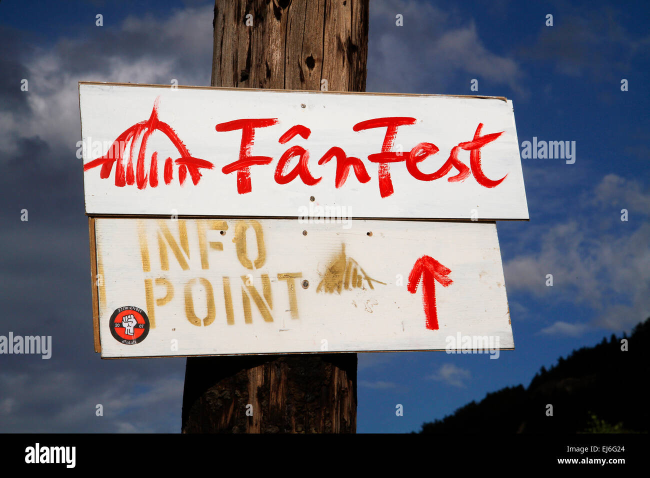 Fan Fest segno a Rosia Montana, Romania Foto Stock