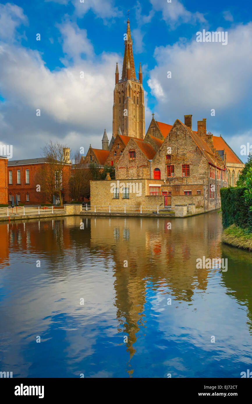 Il pittoresco paesaggio della città di Bruges, Belgio Foto Stock