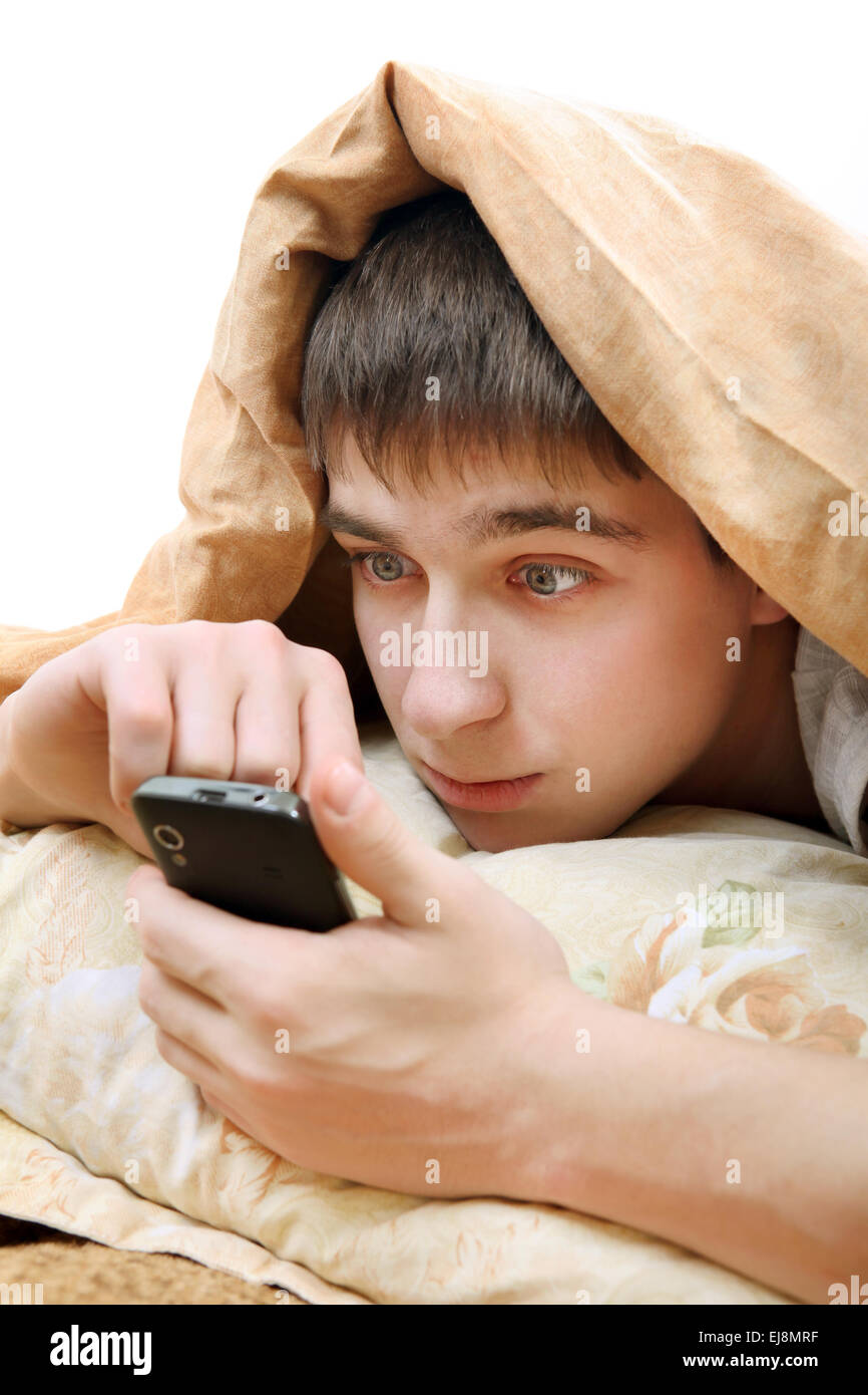 Adolescente con il cellulare Foto Stock