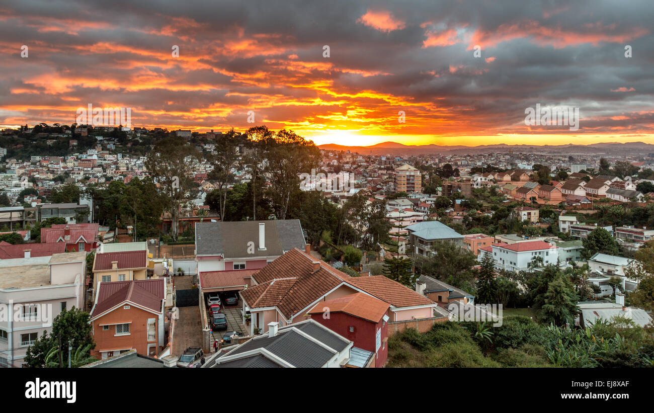 Tramonto su Antananarivo Foto Stock
