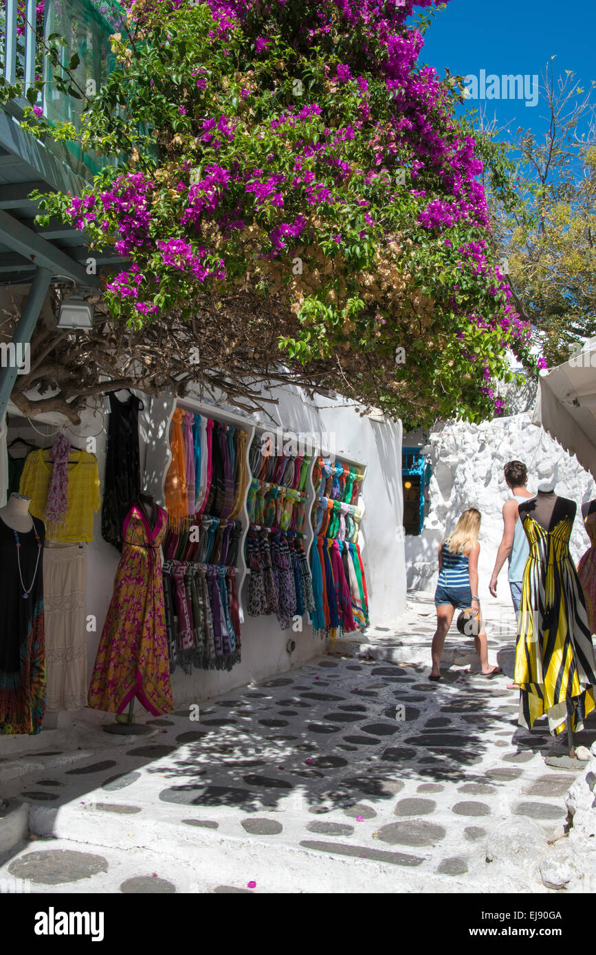 Tipico di Mykonos back street Foto Stock