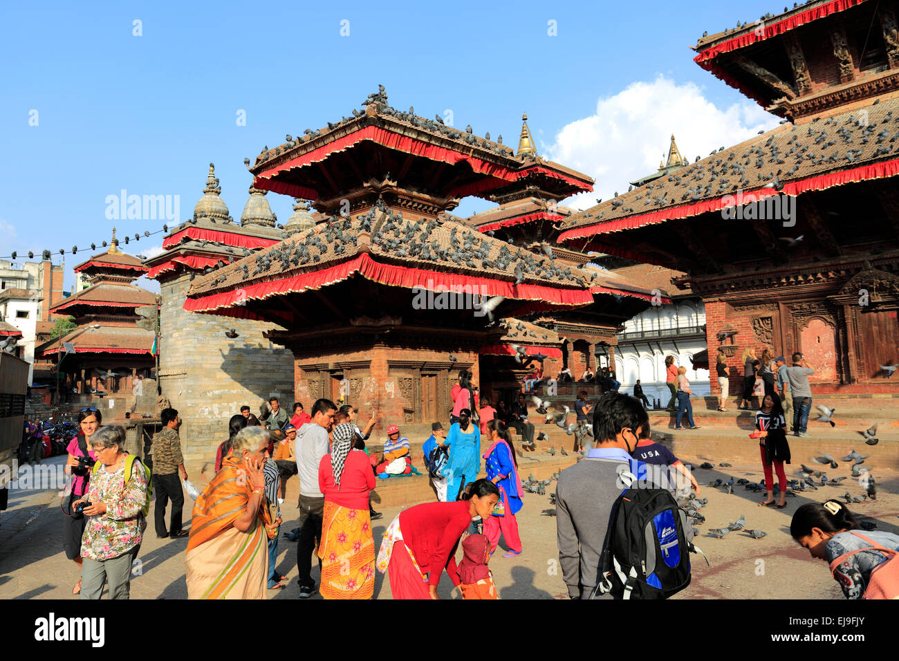 Esterno del Tempio di Jagannath, Sito Patrimonio Mondiale dell'UNESCO, Durbar Square, Città Vecchia, la città di Kathmandu, Nepal, Asia. Foto Stock