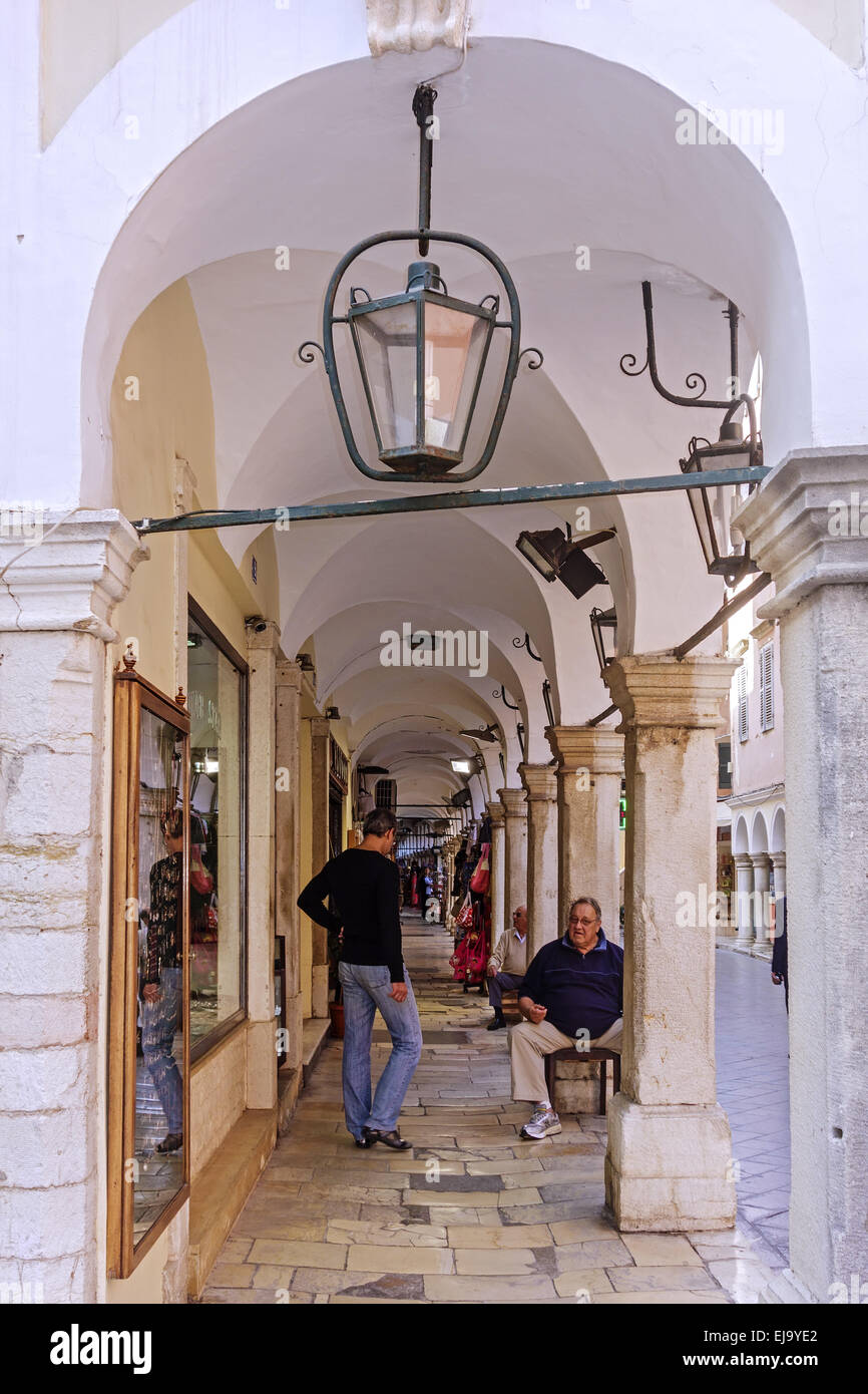 Via dello Shopping citta di Corfu Corfu Grecia Foto Stock