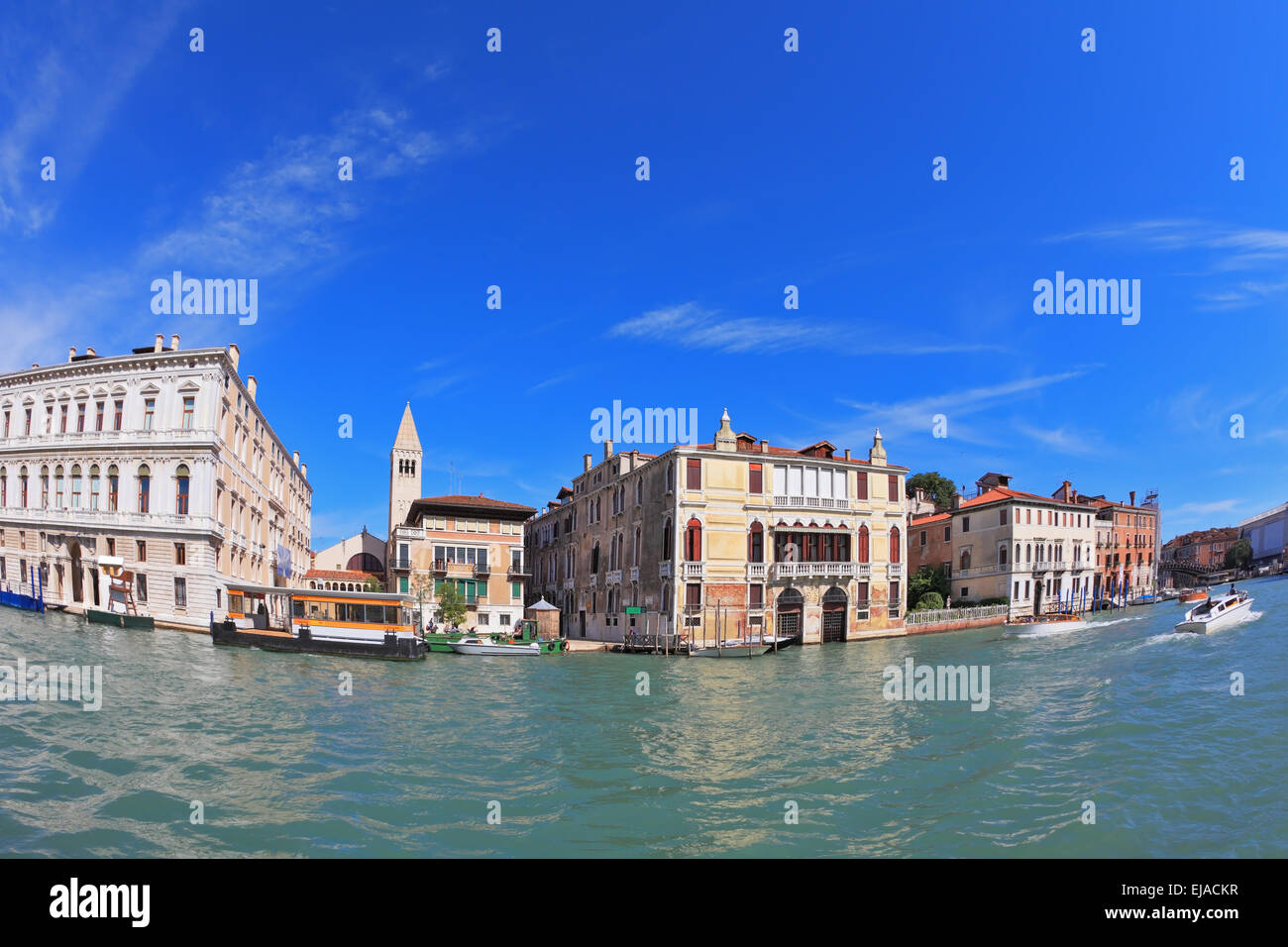 Il palazzo veneziano in una giornata di sole Foto Stock