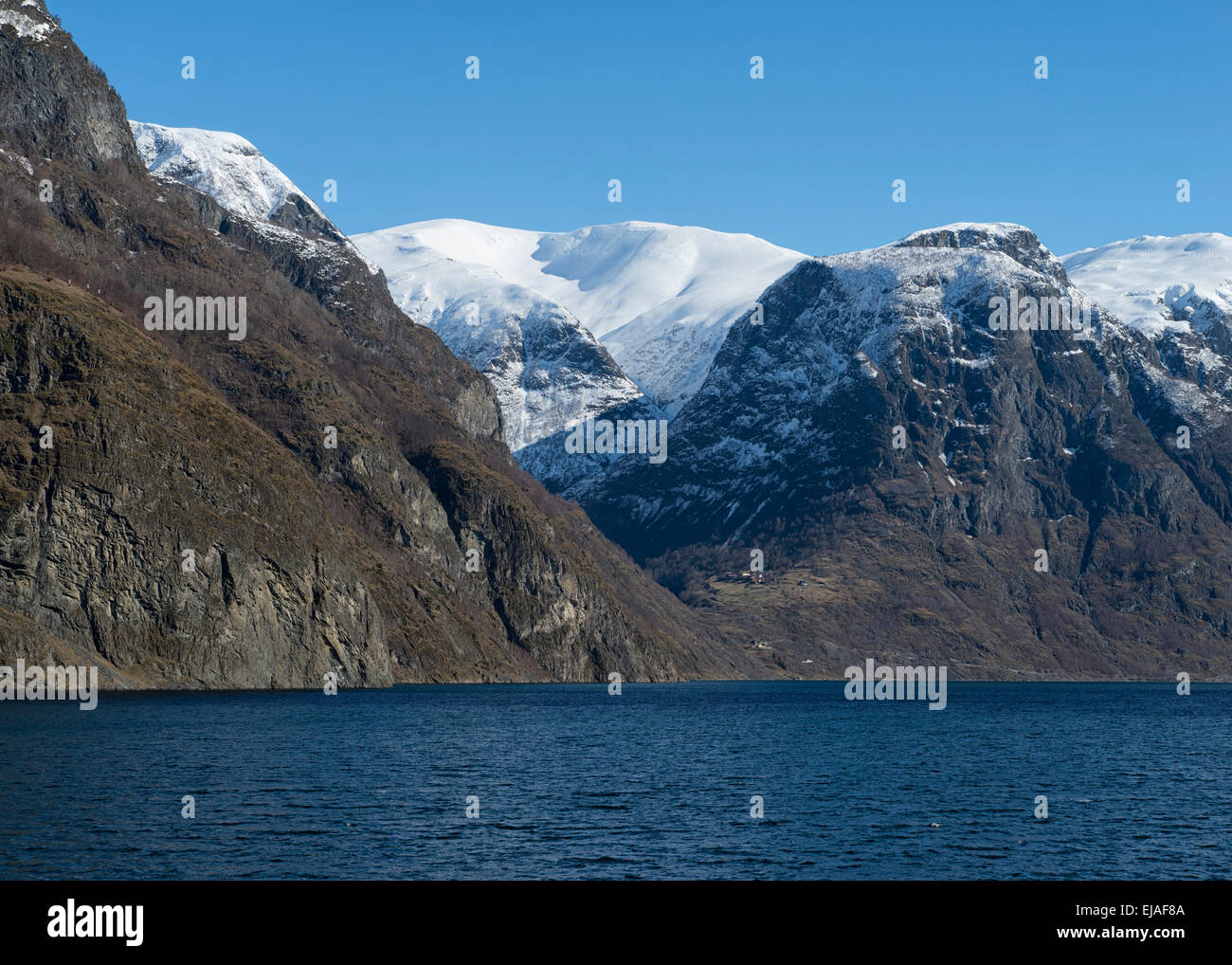 Crociera intorno al fiordo di Gudvangen, Norvegia Foto Stock